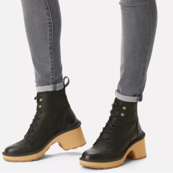 Sorel Women's Hi-Line Heel Lace Boot